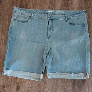 Sonoma Bermuda Light Wash Jort Mid Rise Denim Shorts Size 22